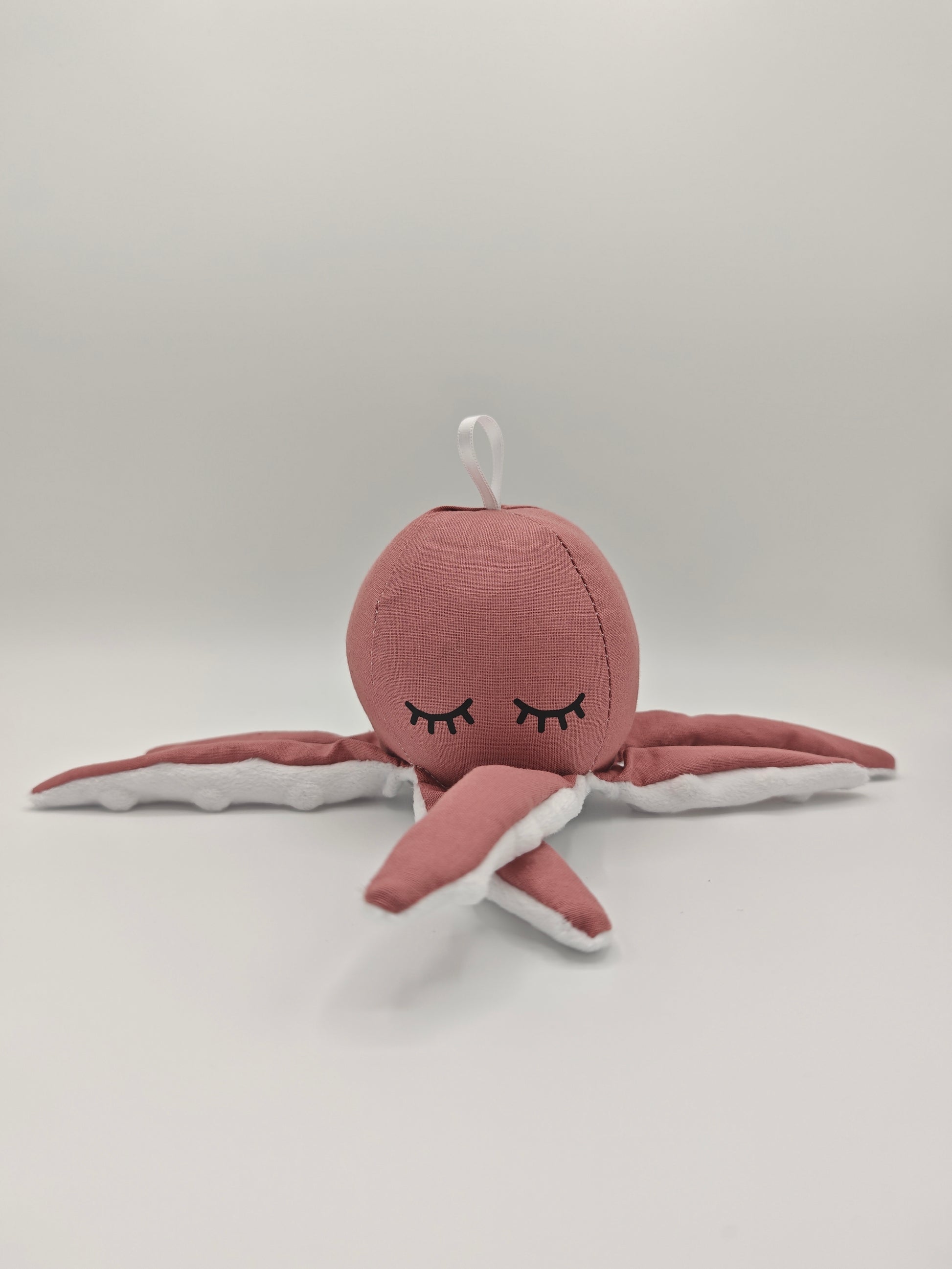 Mr Poulpe en tissu uni rose, suspension décorative faite main pour chambre bébé