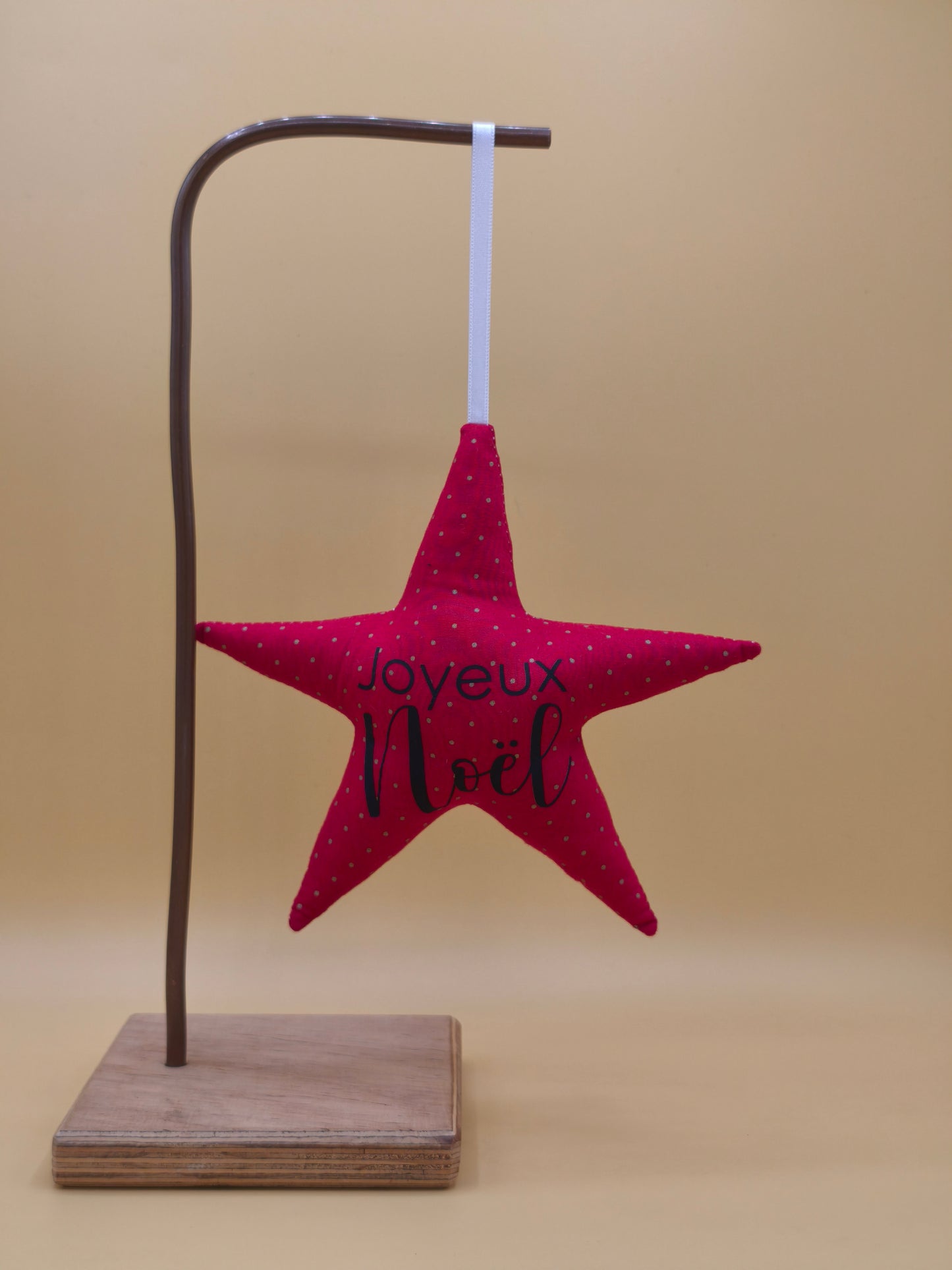 suspension étoile de noël réversible tissu rouge pois doré, flocage Joyeux Noël, décoration artisanale, décoration de sapin, fait main