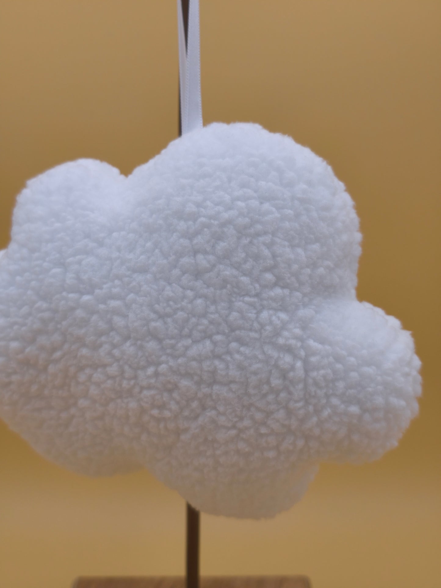 suspension nuage en tissu polaire doux décoration chambre bébé fait main France