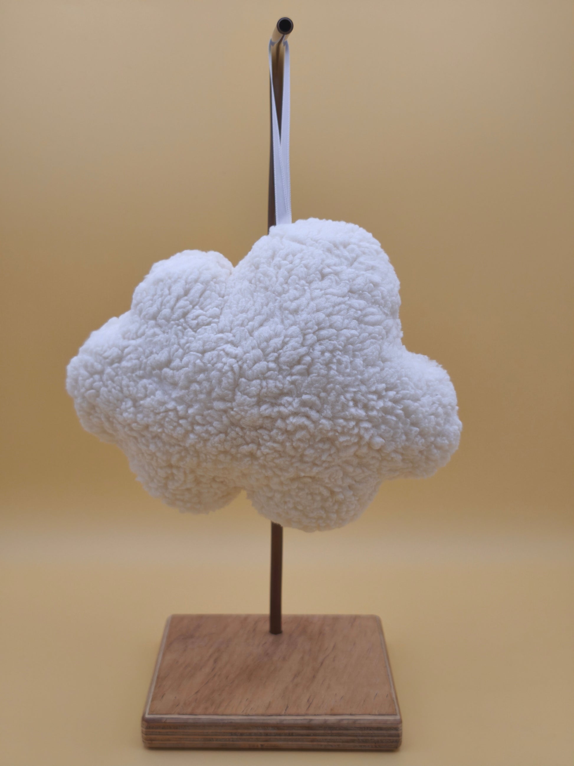 suspension nuage en tissu polaire doux décoration chambre bébé fait main France
