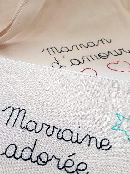 SUR COMMANDE - Pochette brodée