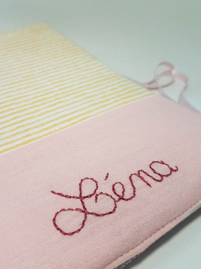 SUR COMMANDE - Protège carnet de santé